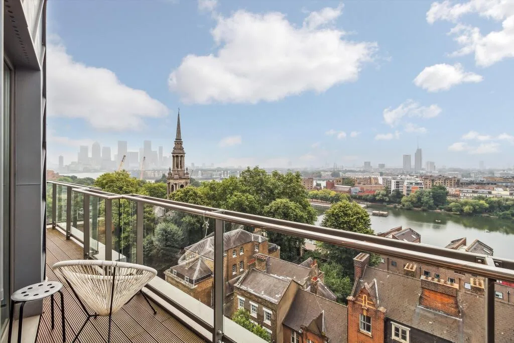 3 bedroom flat for rent