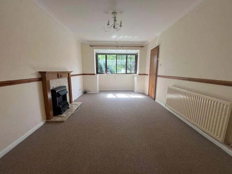 3 bedroom detached house for rent