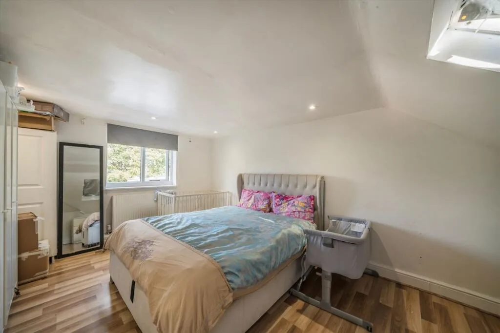 3 bedroom flat for rent