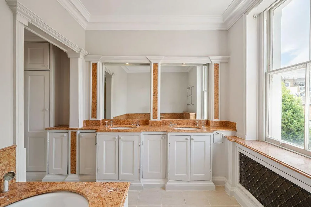 6 bedroom house for rent