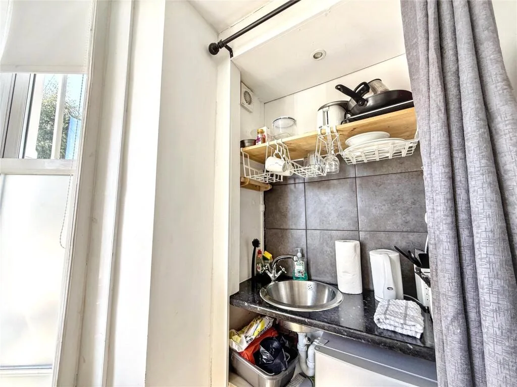 Studio apartment for rent