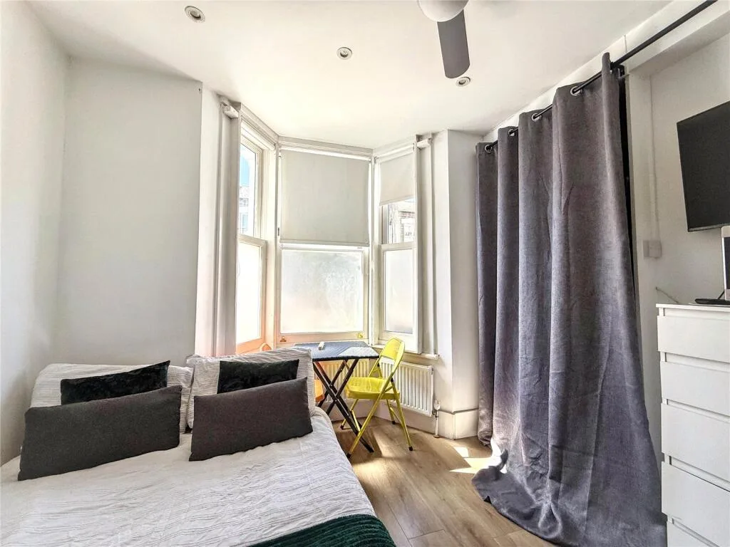 Studio apartment for rent