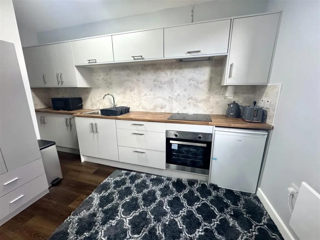 Studio apartment for rent