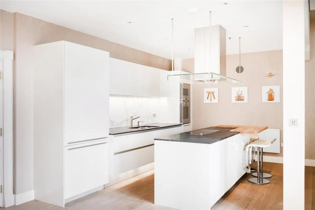 3 bedroom apartment for rent
