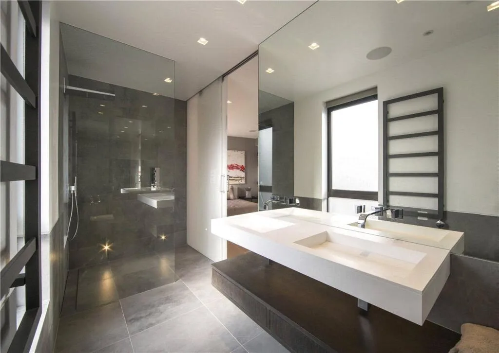 4 bedroom house for rent