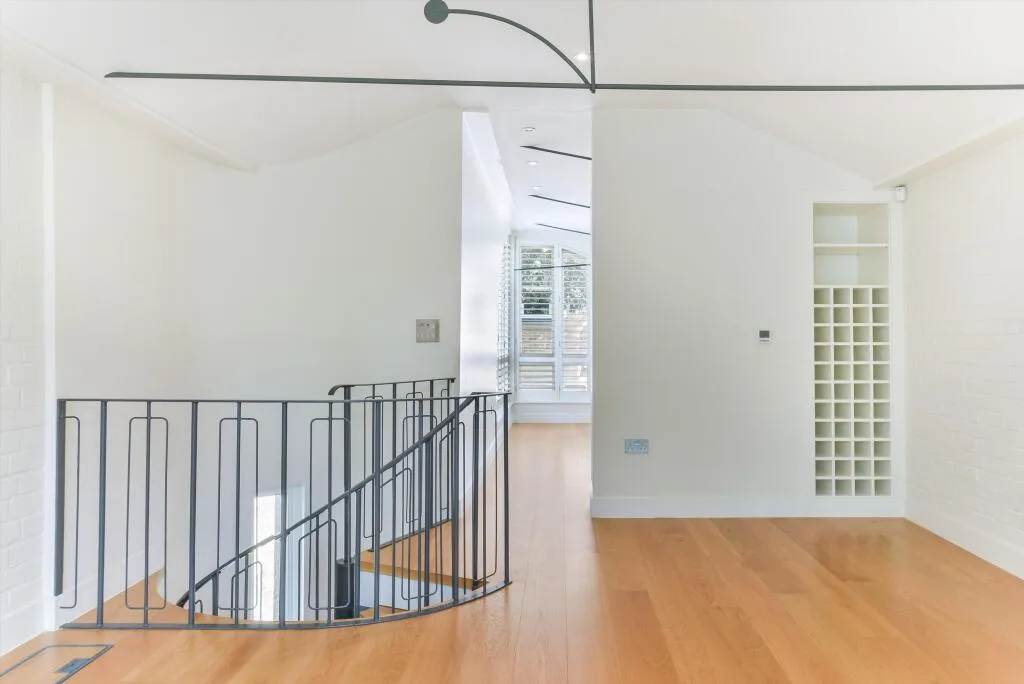 2 bedroom end of terrace house for rent