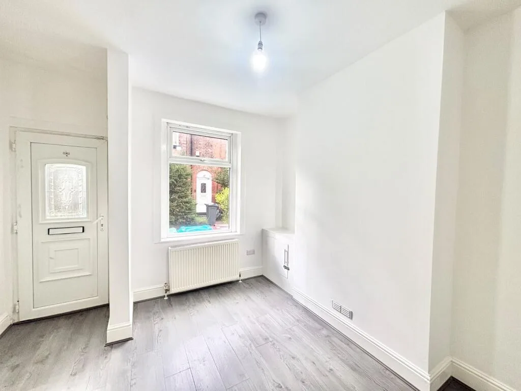 2 bedroom semi-detached house for rent