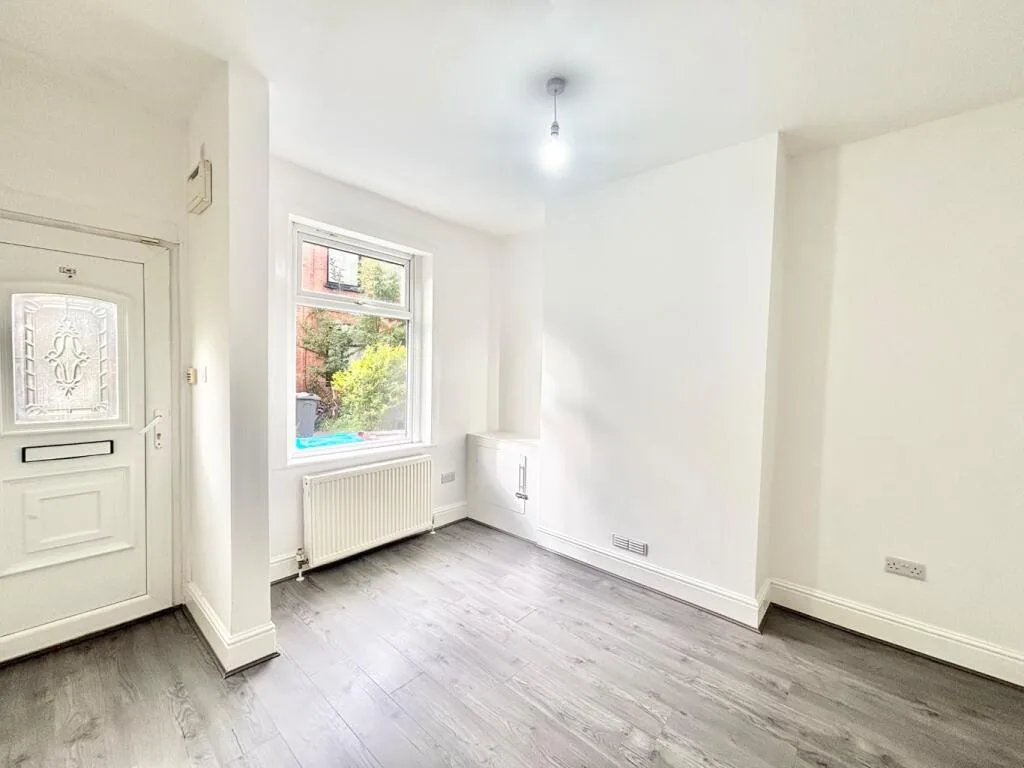 2 bedroom semi-detached house for rent