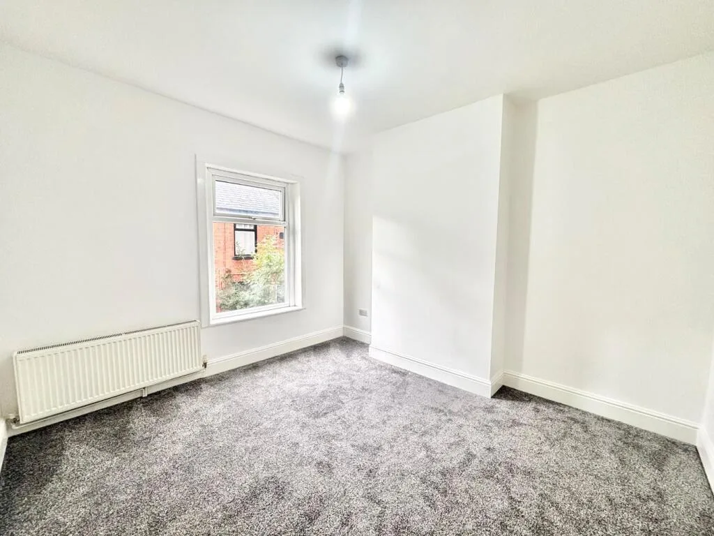 2 bedroom semi-detached house for rent