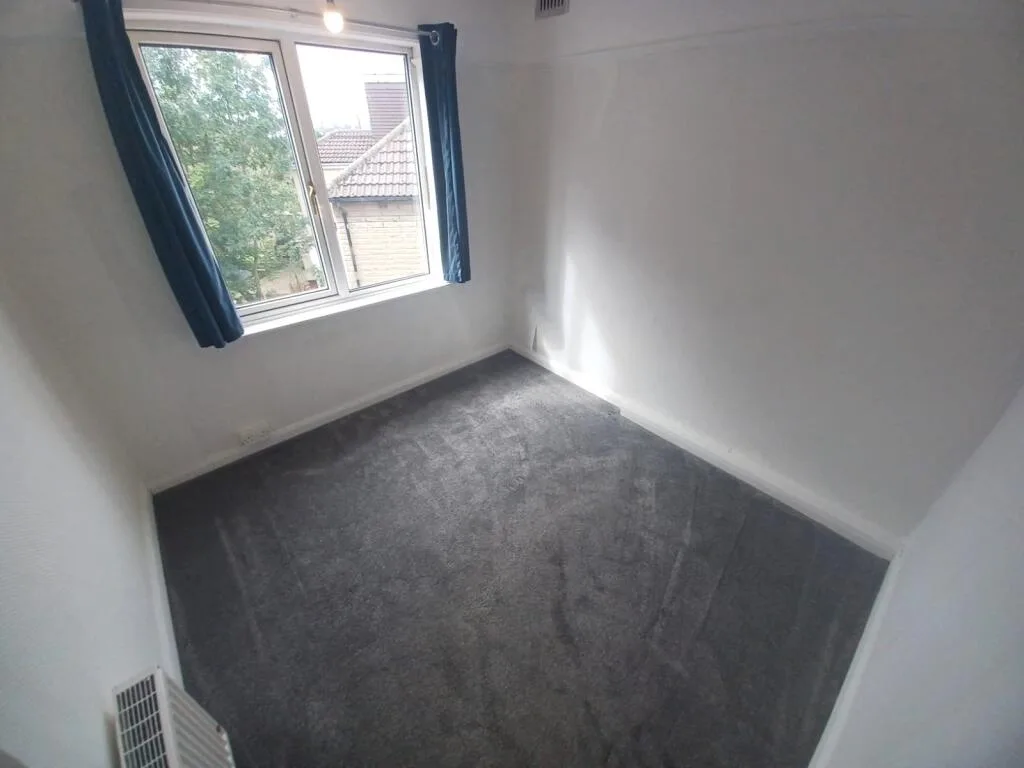 3 bedroom semi-detached house for rent