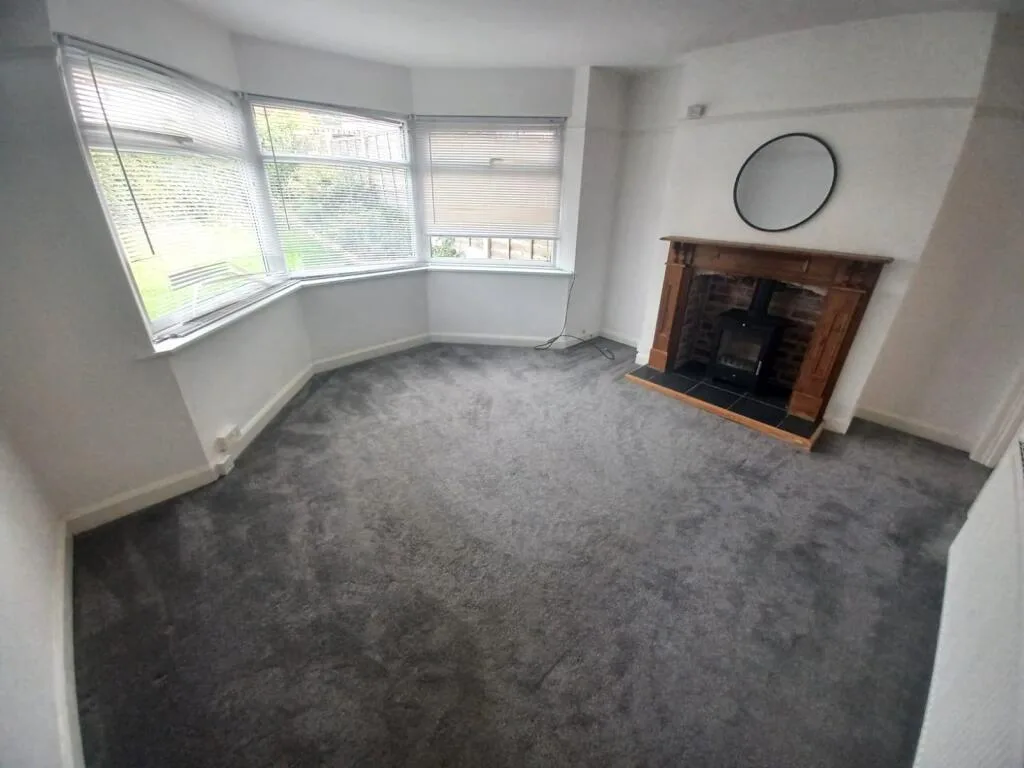 3 bedroom semi-detached house for rent