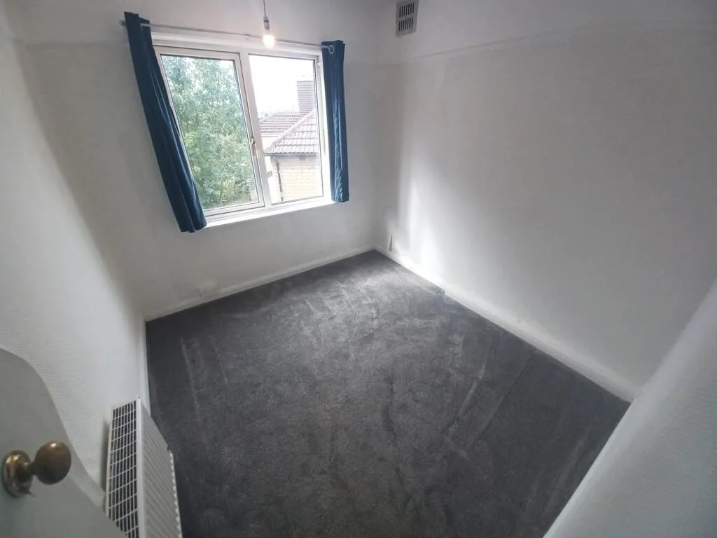 3 bedroom semi-detached house for rent