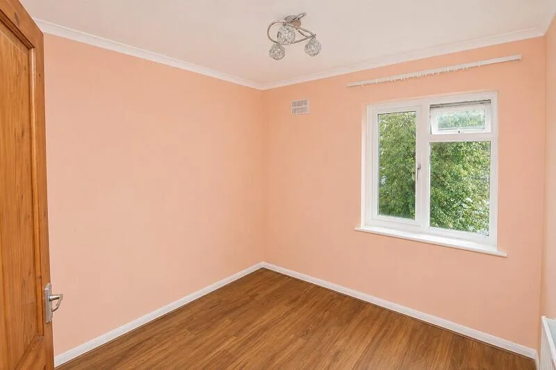 2 bedroom maisonette for rent