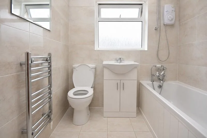2 bedroom maisonette for rent
