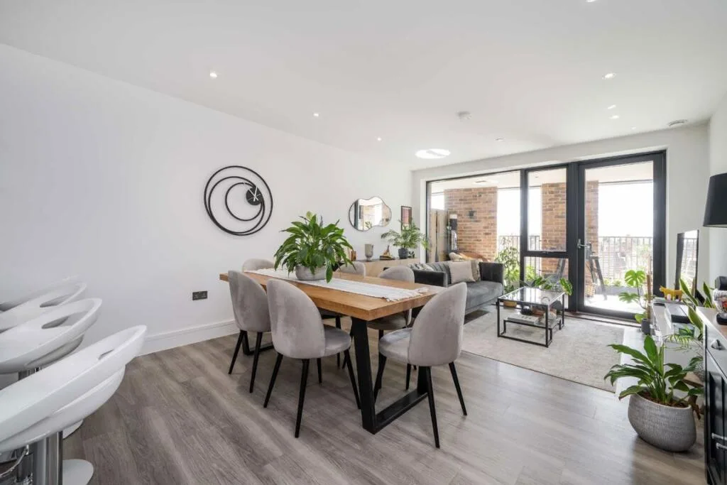 3 bedroom flat for rent
