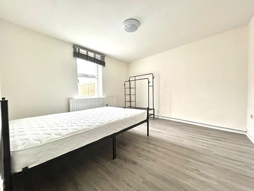 1 bedroom ground floor flat for rent
