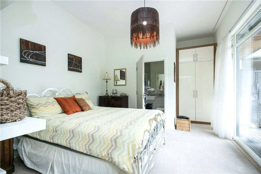 3 bedroom maisonette for rent