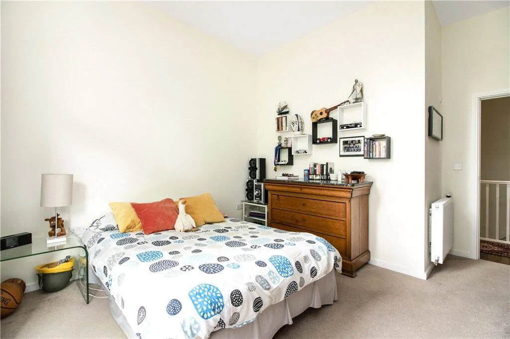 3 bedroom maisonette for rent