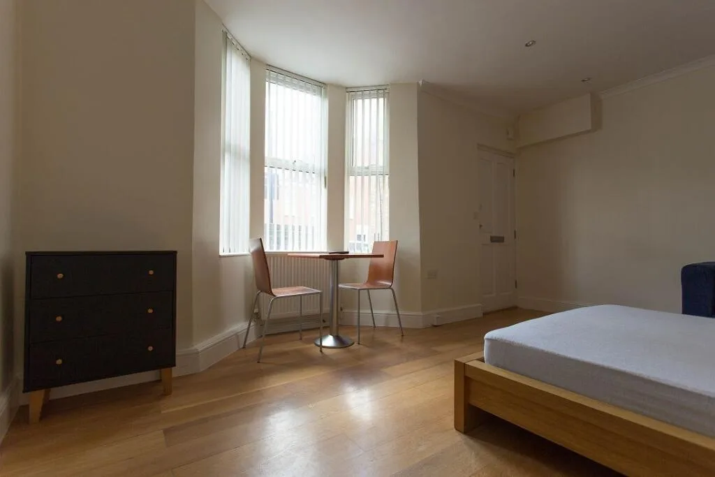 Studio flat for rent