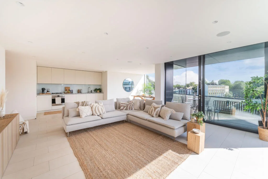 2 bedroom flat for rent