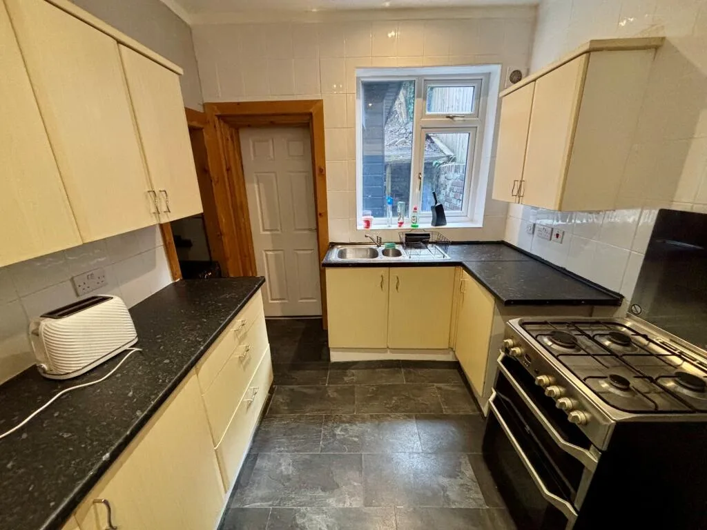 4 bedroom house for rent