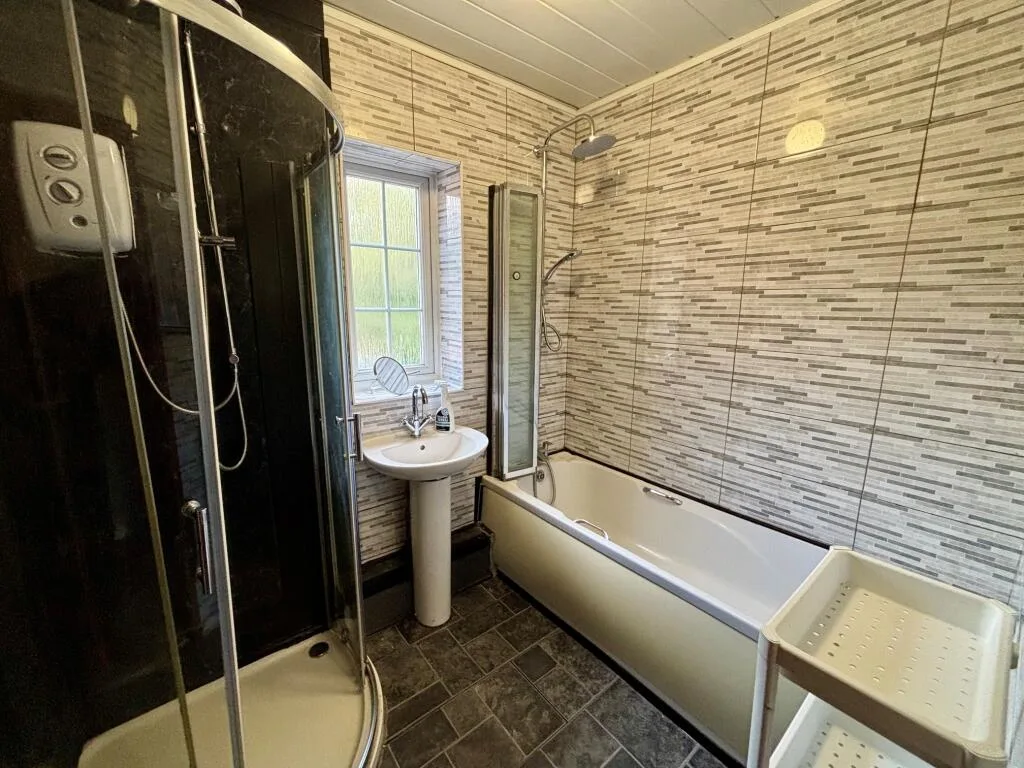4 bedroom house for rent