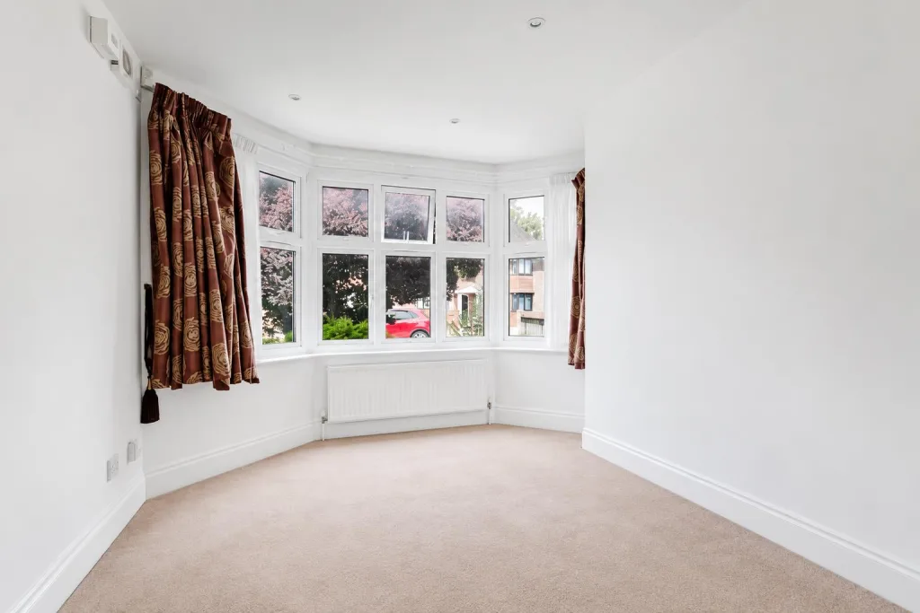 3 bedroom apartment for rent