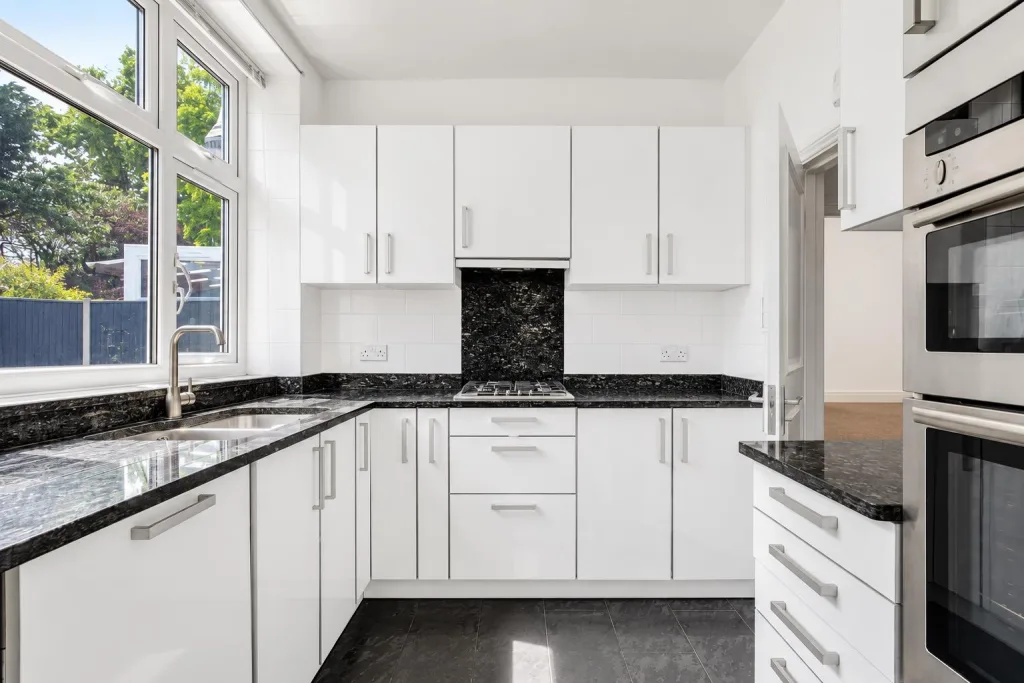 3 bedroom apartment for rent