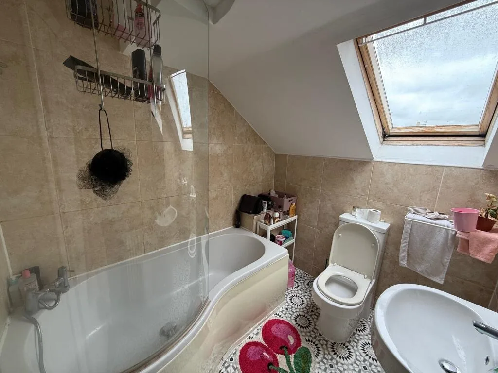 5 bedroom house for rent