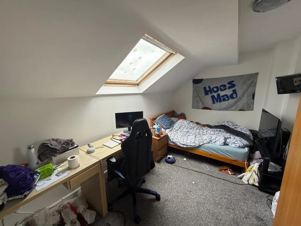 5 bedroom house for rent