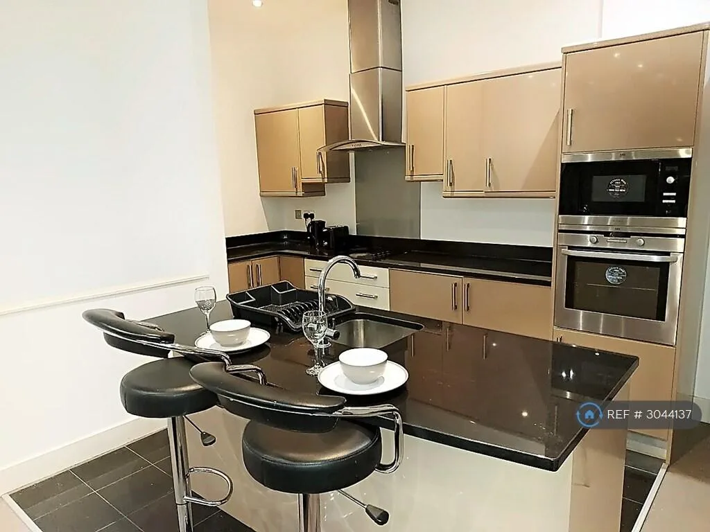 2 bedroom flat for rent