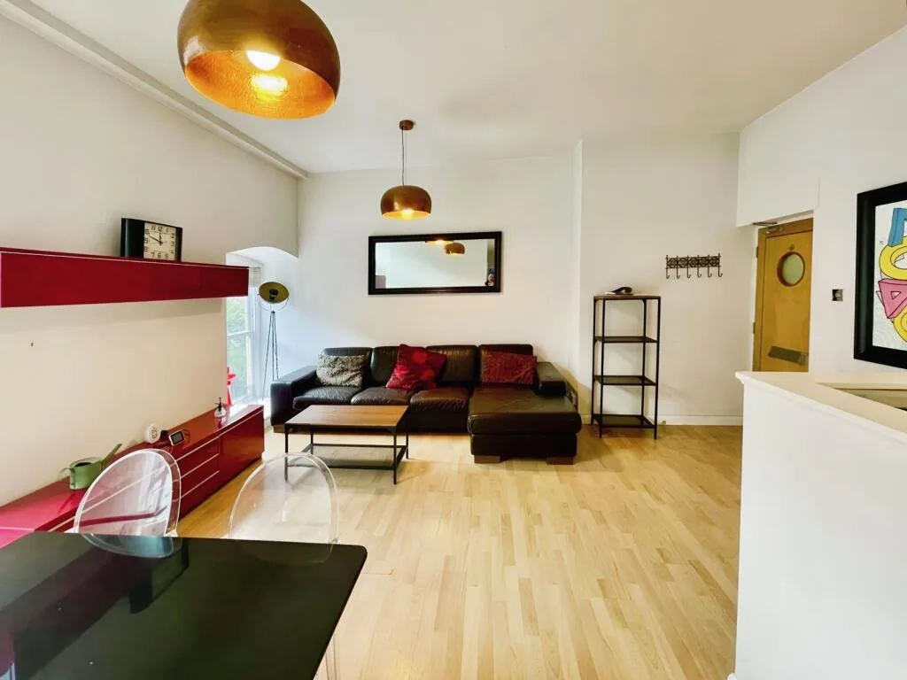 2 bedroom flat for rent