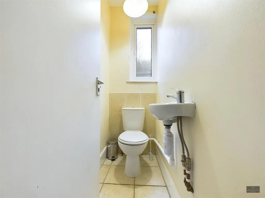 7 bedroom house for rent