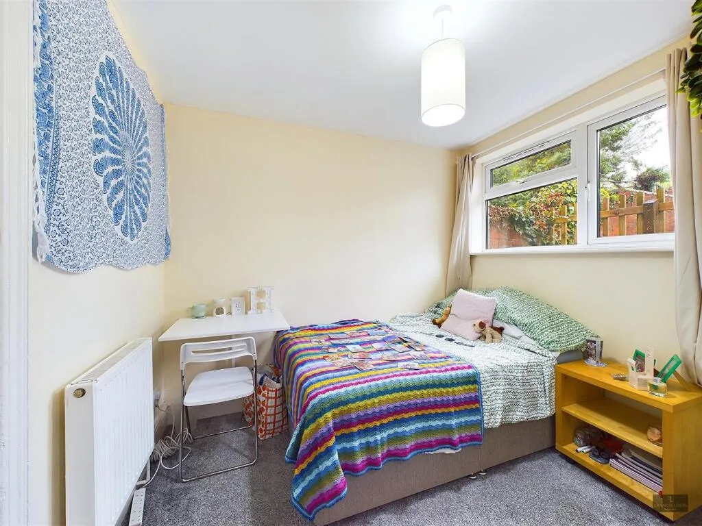 7 bedroom house for rent