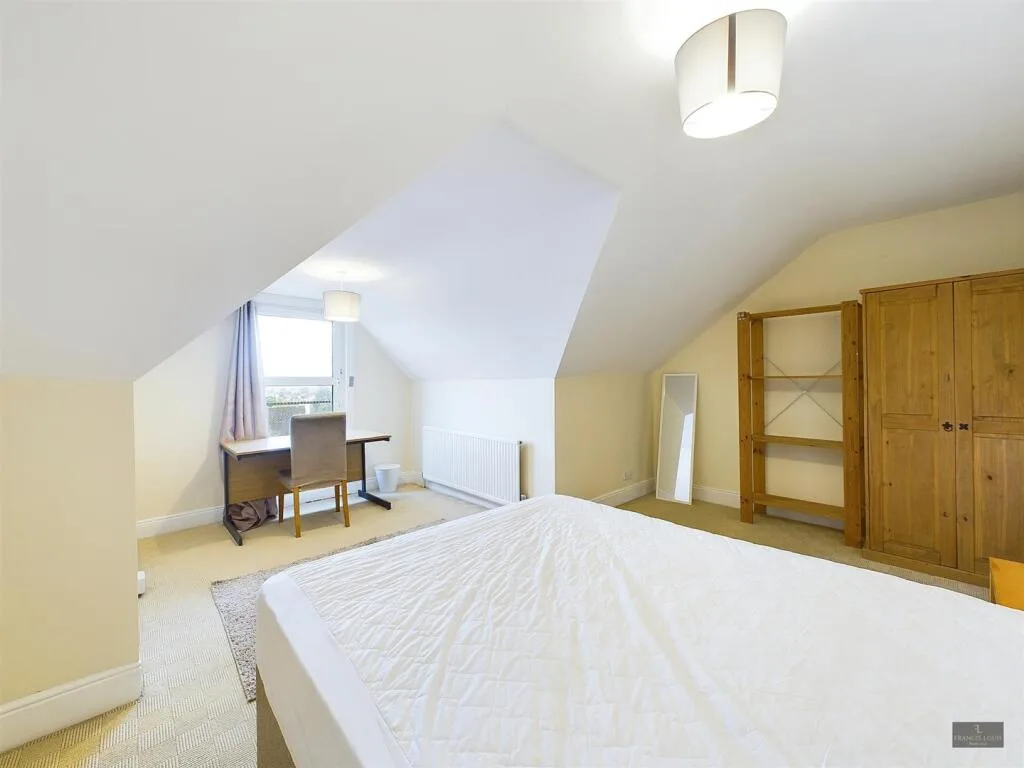 7 bedroom house for rent