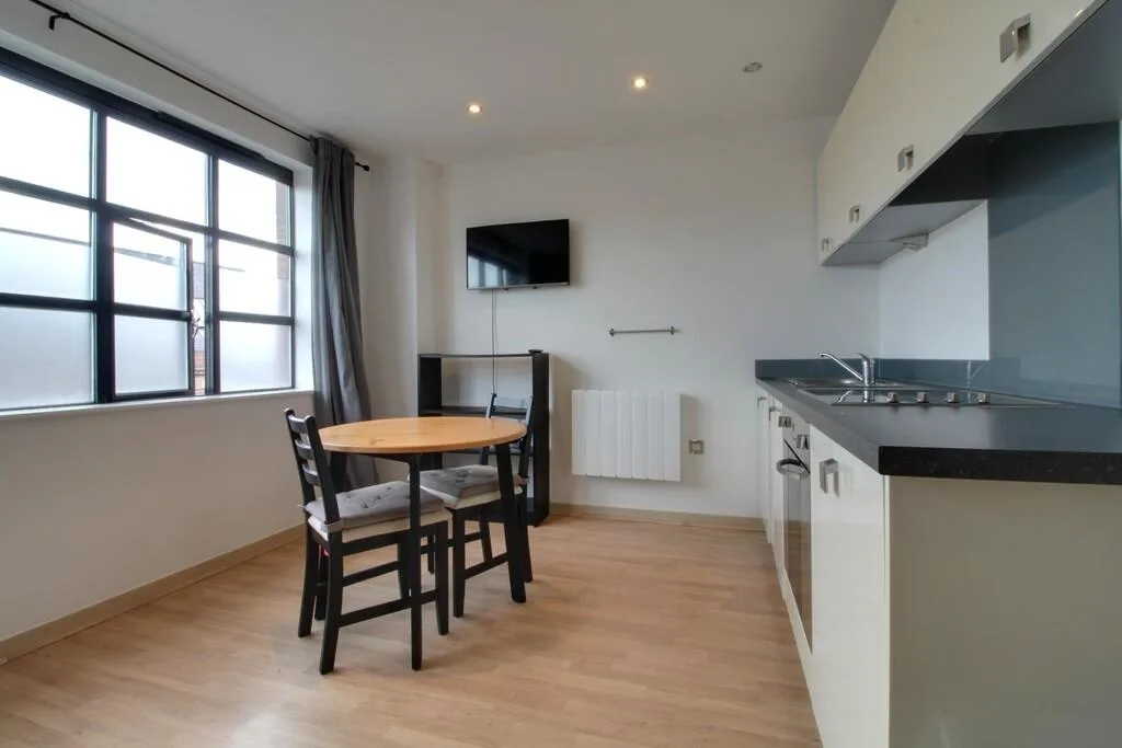 Studio flat for rent