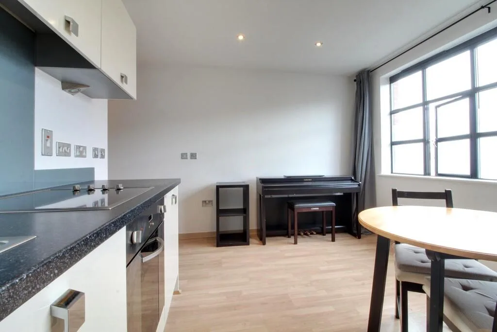 Studio flat for rent
