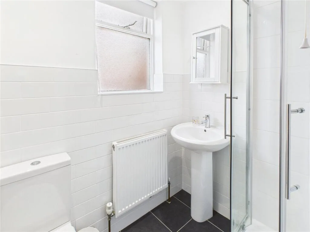 2 bedroom semi-detached house for rent