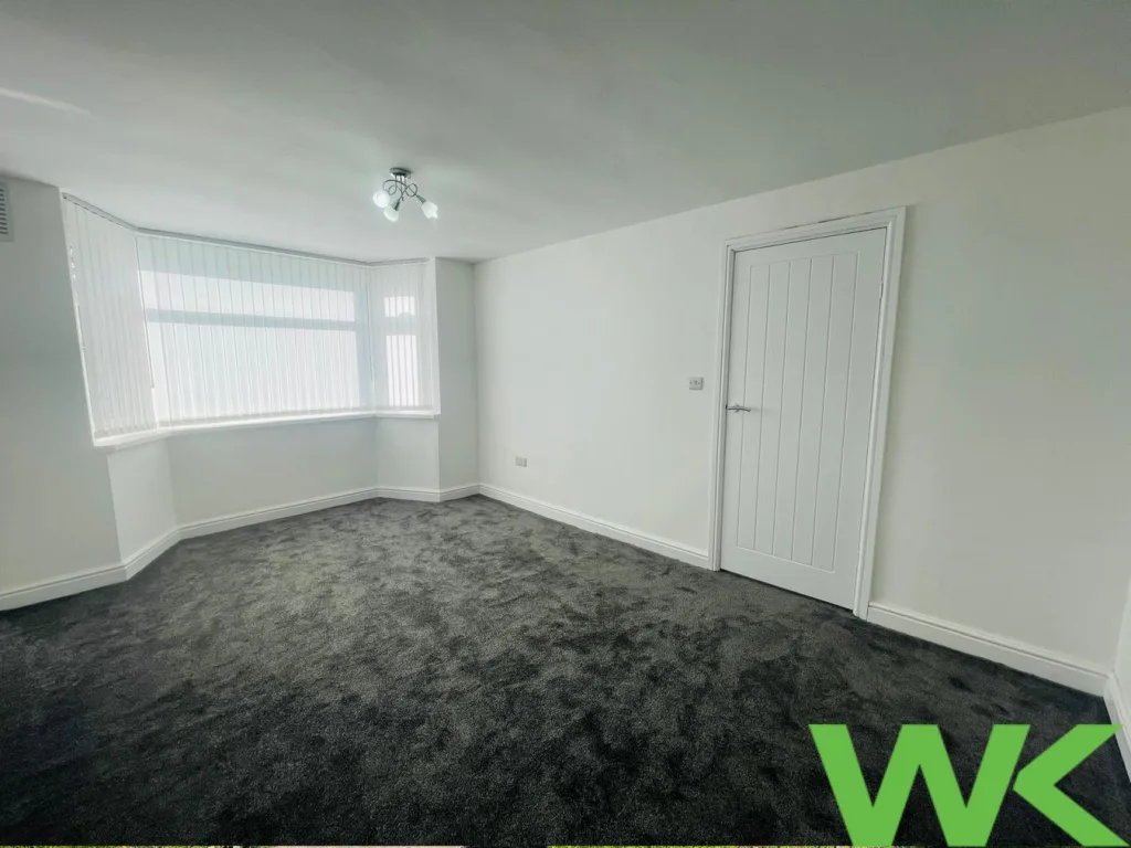 3 bedroom semi-detached house for rent
