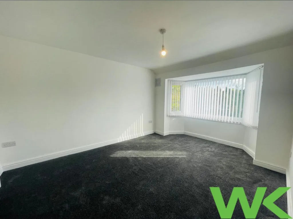 3 bedroom semi-detached house for rent