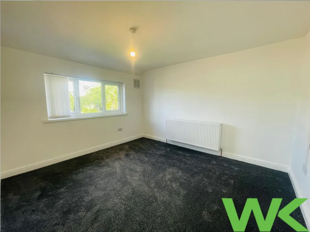 3 bedroom semi-detached house for rent