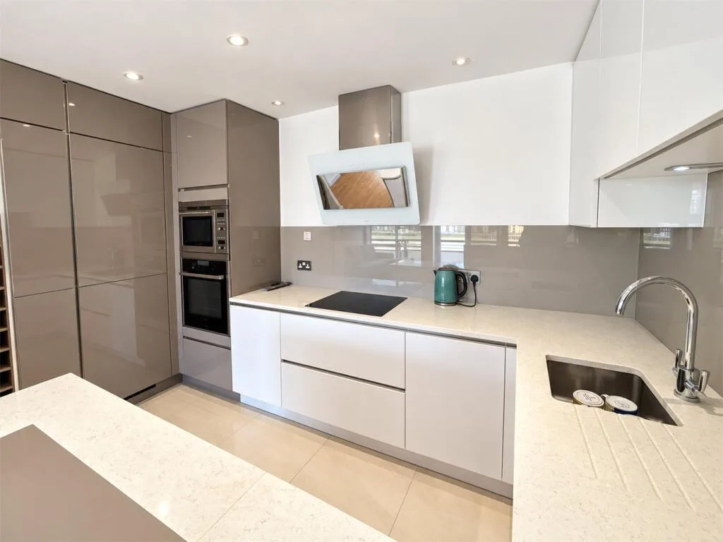 3 bedroom apartment for rent