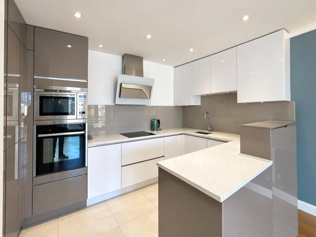 3 bedroom apartment for rent