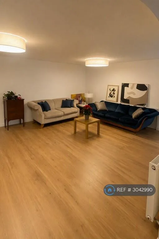 2 bedroom penthouse for rent