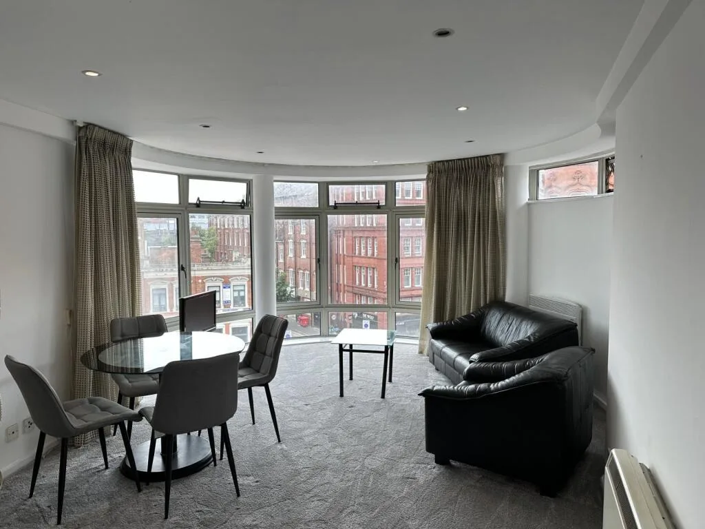 2 bedroom flat for rent