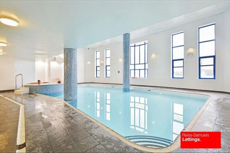 5 bedroom town house for rent