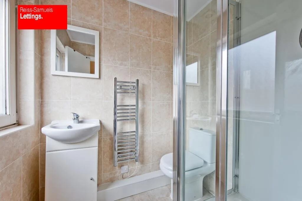 5 bedroom town house for rent