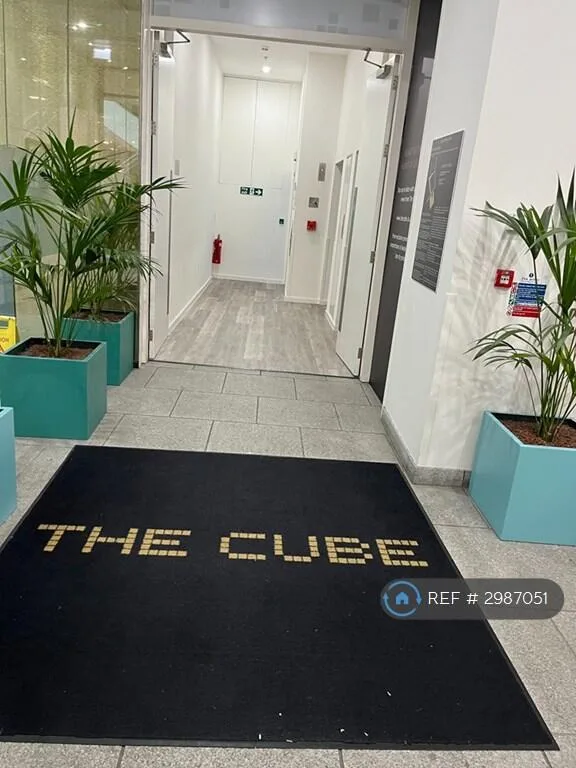 Studio flat for rent