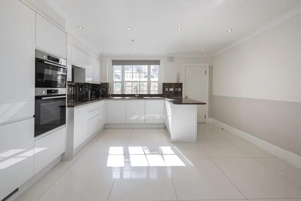 4 bedroom house for rent