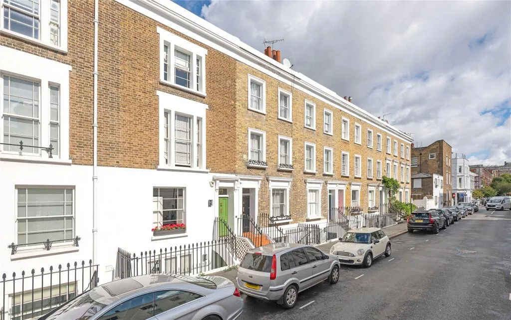 5 bedroom terraced house for rent